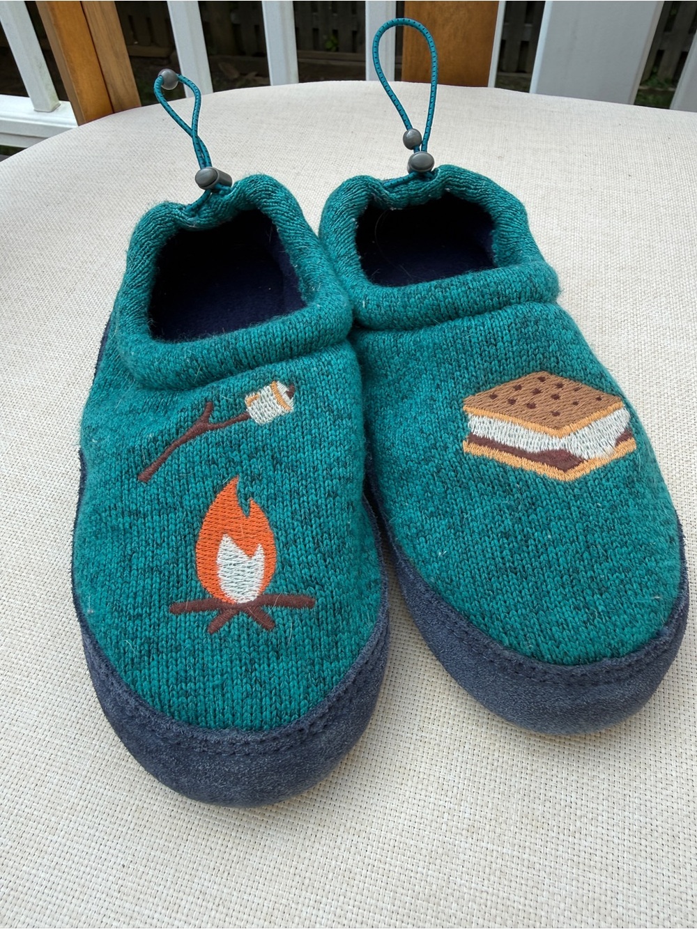 L.L. Bean Teal Campfire S'mores Kids One-Piece Slippers